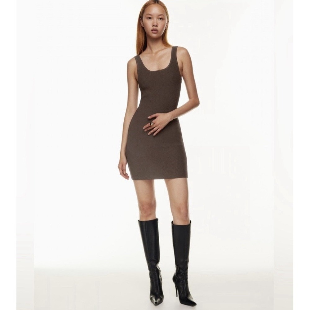 Aritzia Babaton Sculpt Knit Square Neck Mini Dress Sz S